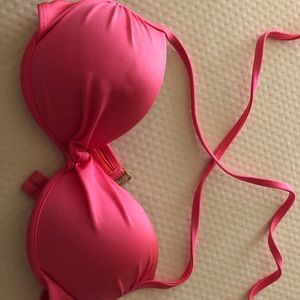 Pink bikini top, worn once size L but fits medium